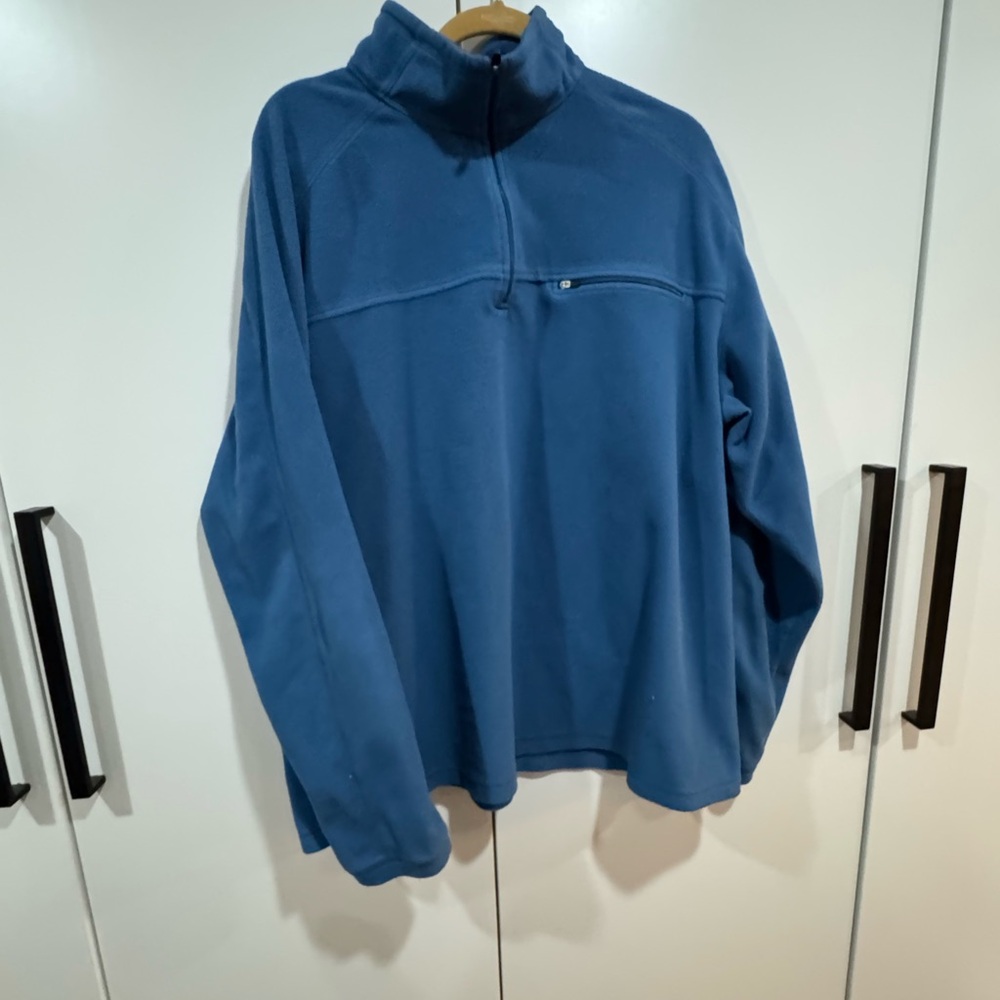 L.L. Bean Men Quarter zip  in Deep Blue 1/4 zip
